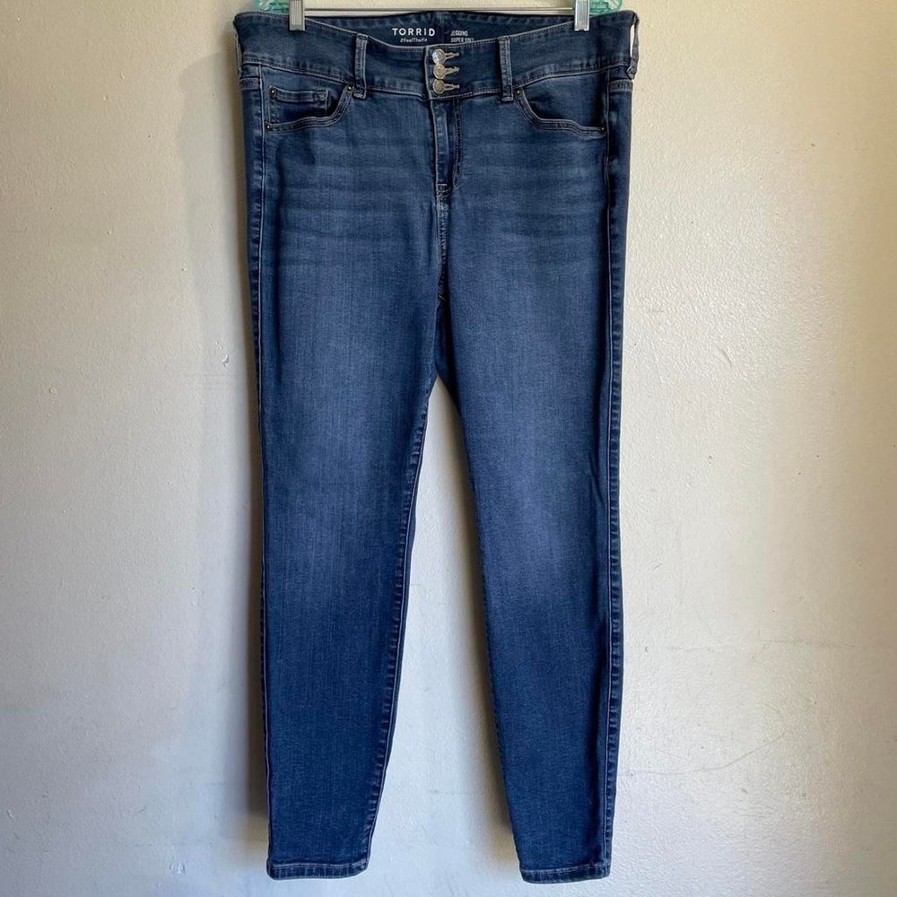 Torrid 16R Jegging Skinny Jeans Blue Super Soft High Rise Denim Womens